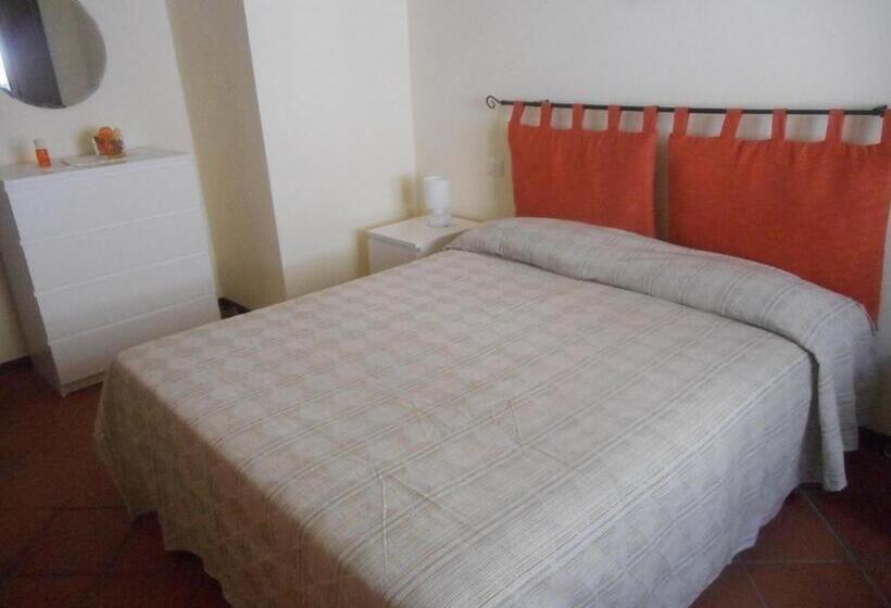 민박 San Gennaro Castello