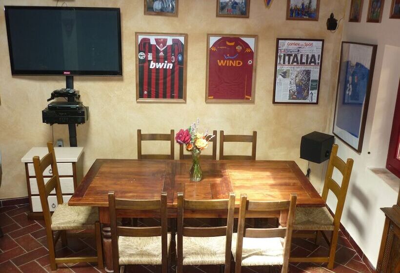 민박 San Gennaro Castello