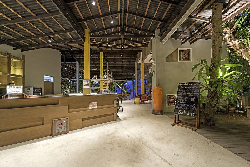 ホテル Baan Supparod