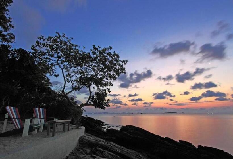 ホテル Baan Supparod