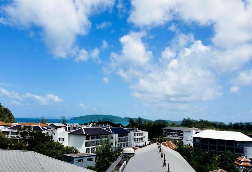 فندق Ben's House