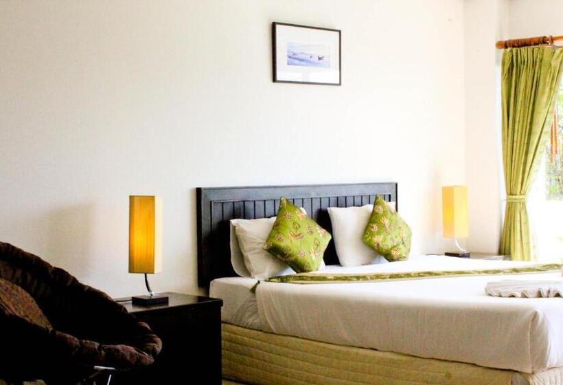 فندق Ben's House