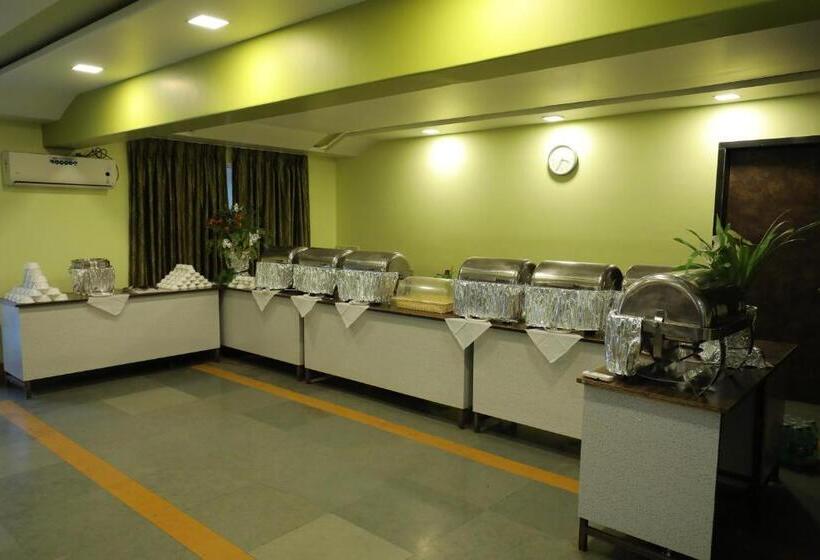 Hotel Krushnai Resort