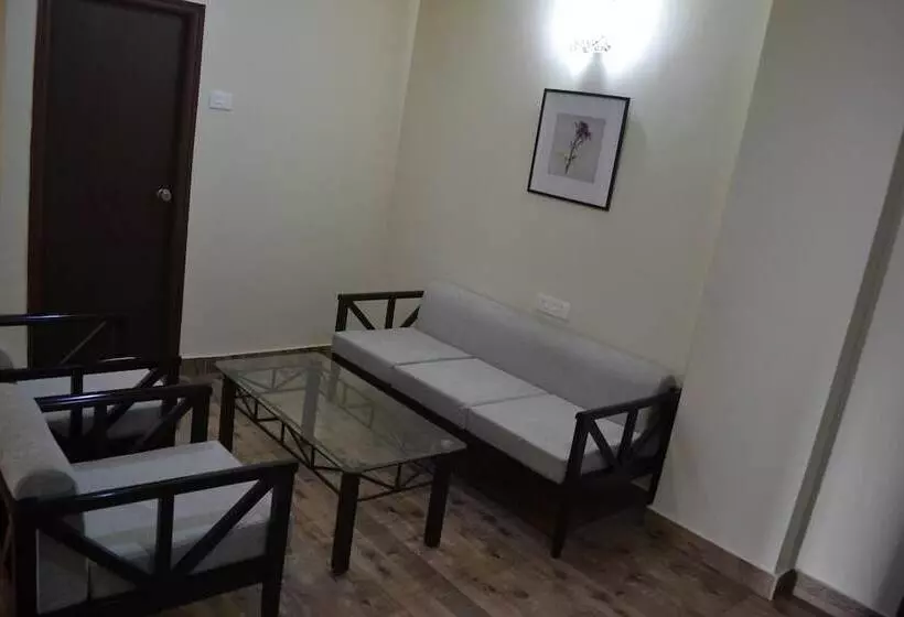ホテル Manar Suites