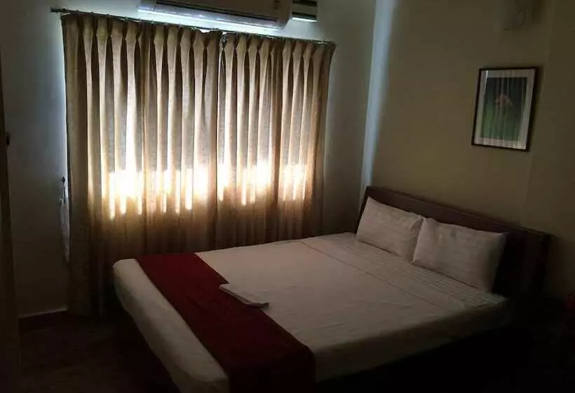 ホテル Manar Suites