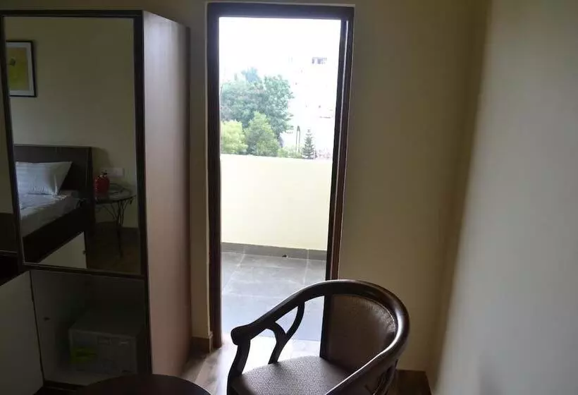 ホテル Manar Suites