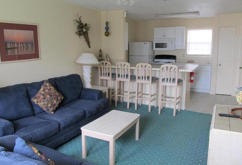 فندق Peregrine Townhomes