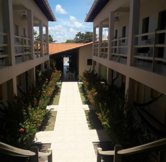 בית מלון כפרי Pousada Planeta Guarajuba