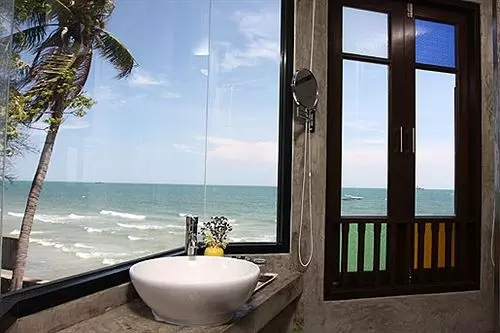 Hotel The Herbs By The Sea