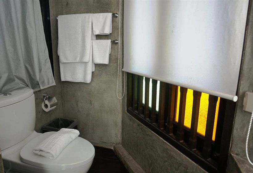 Отель The Herbs By The Sea