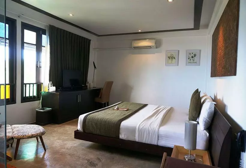 Hotel The Herbs By The Sea