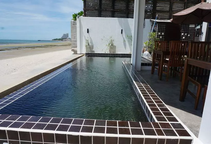 Hotel The Herbs By The Sea