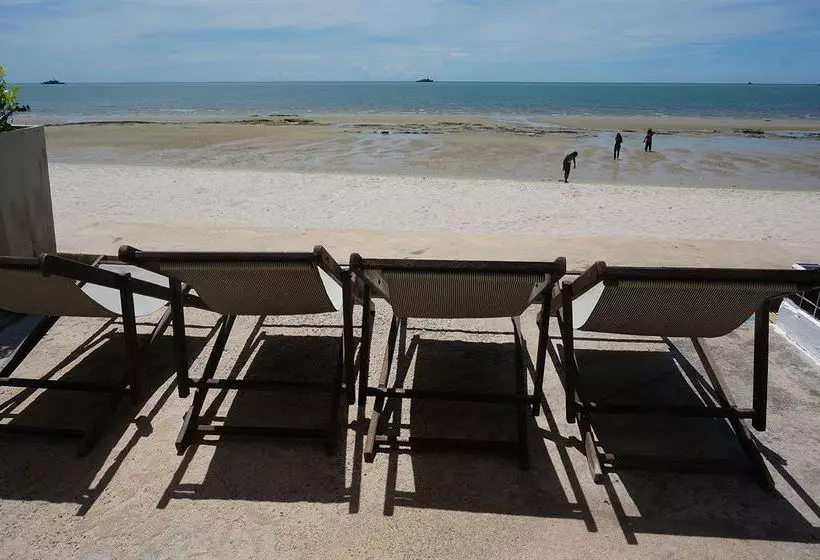 Hotel The Herbs By The Sea