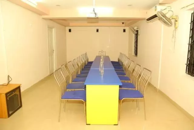 Hotel Vayo Tristar Regency