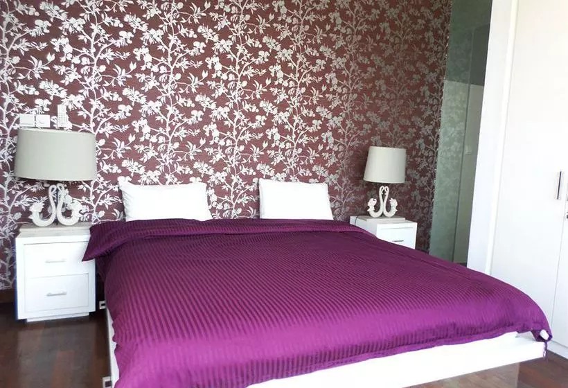 Hotel Villa Rumah Putih