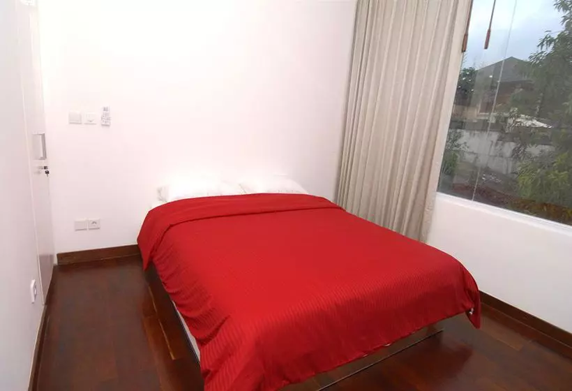 Hotel Villa Rumah Putih