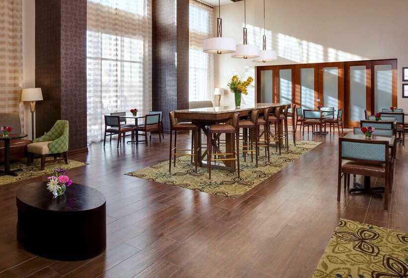 Мотель Hampton Inn & Suites Blythe