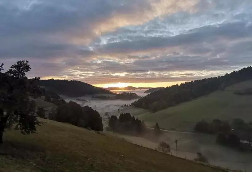 Retkeilymaja Haldenhof Neuenweg