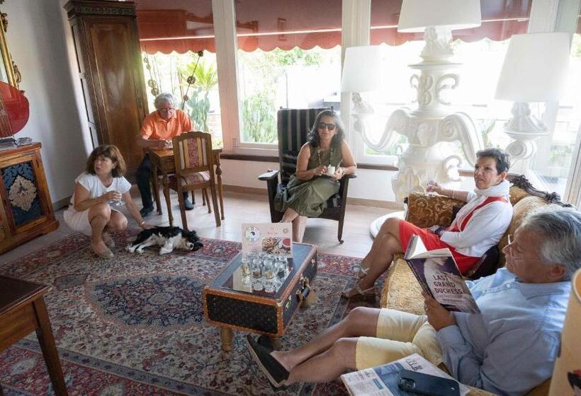 مبيت وإفطار Casabella 22