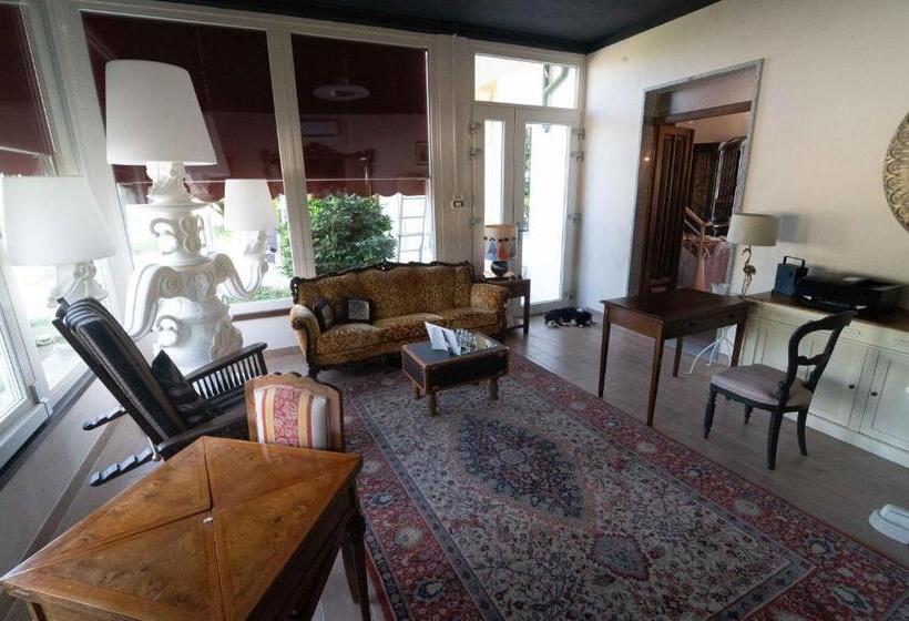 مبيت وإفطار Casabella 22