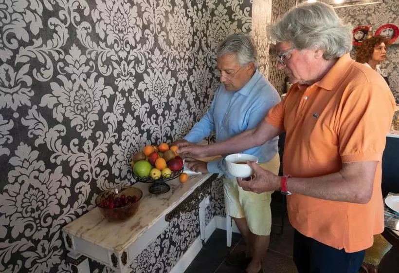 ベッドアンドブレックファースト Casabella 22