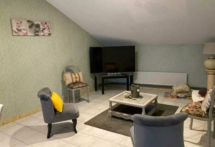 Aamiaismajoitus (B&B) Chambre D Hôte Du Moulin