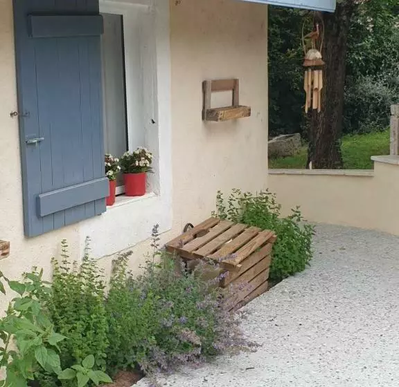 ベッドアンドブレックファースト Chambre D Hôtes à La Ferme Du Moulin