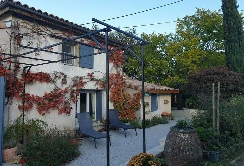 ベッドアンドブレックファースト Chambre D Hôtes à La Ferme Du Moulin