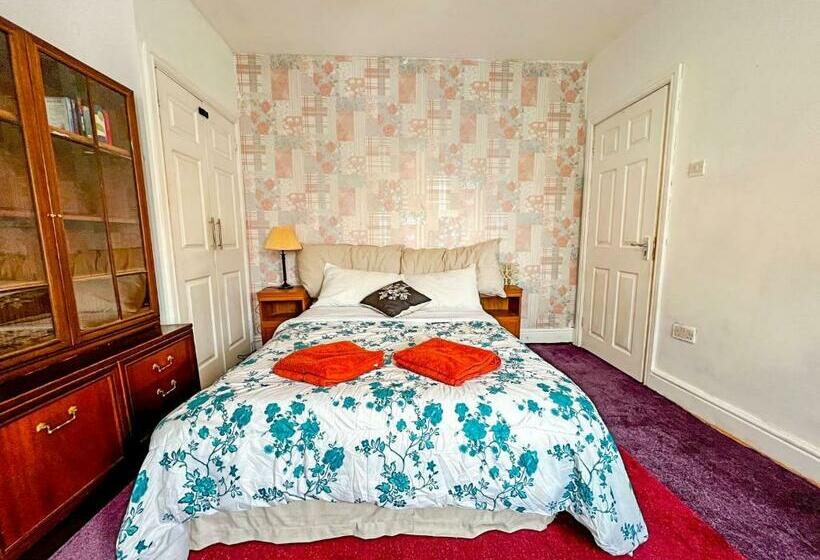 住宿加早餐  Wolves Living