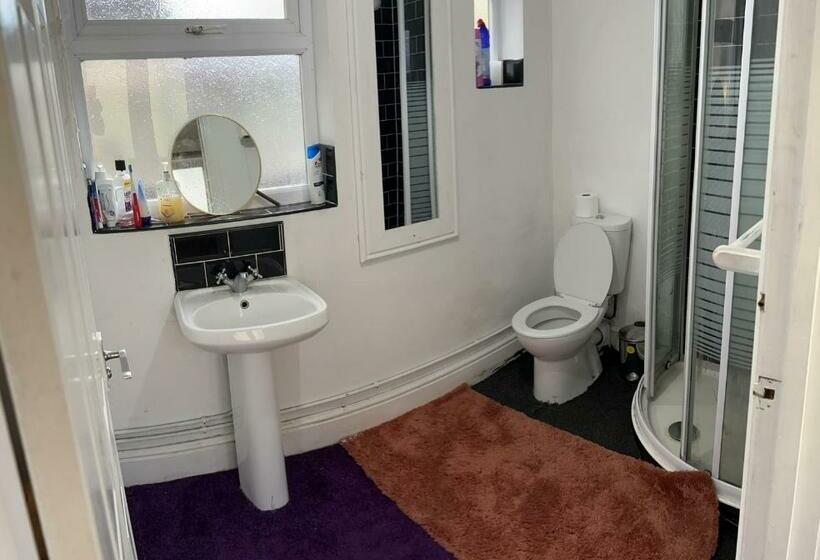 住宿加早餐  Wolves Living