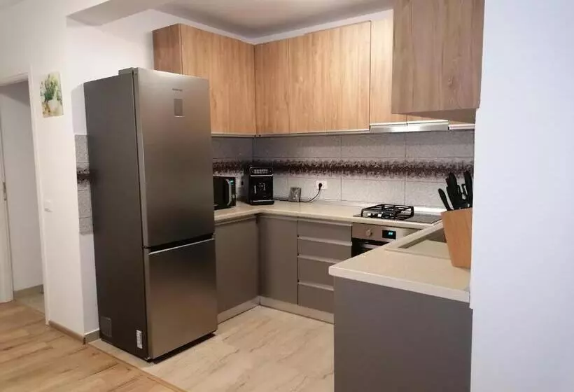 ホテル Agropensiunea Vila Cristina