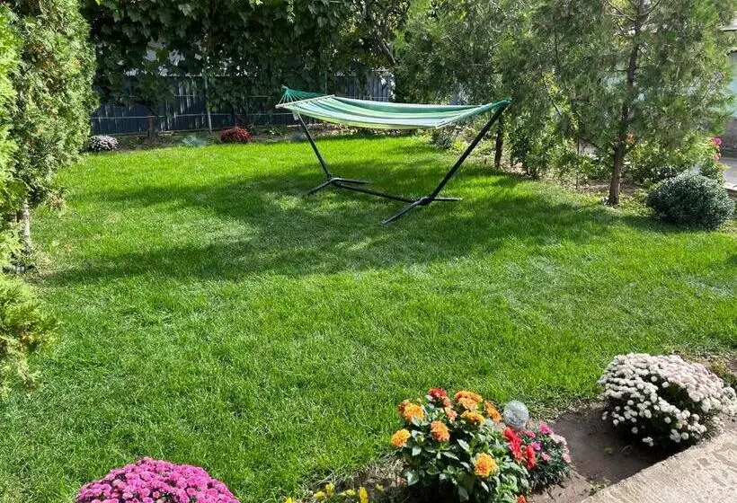 ホテル Agropensiunea Vila Cristina