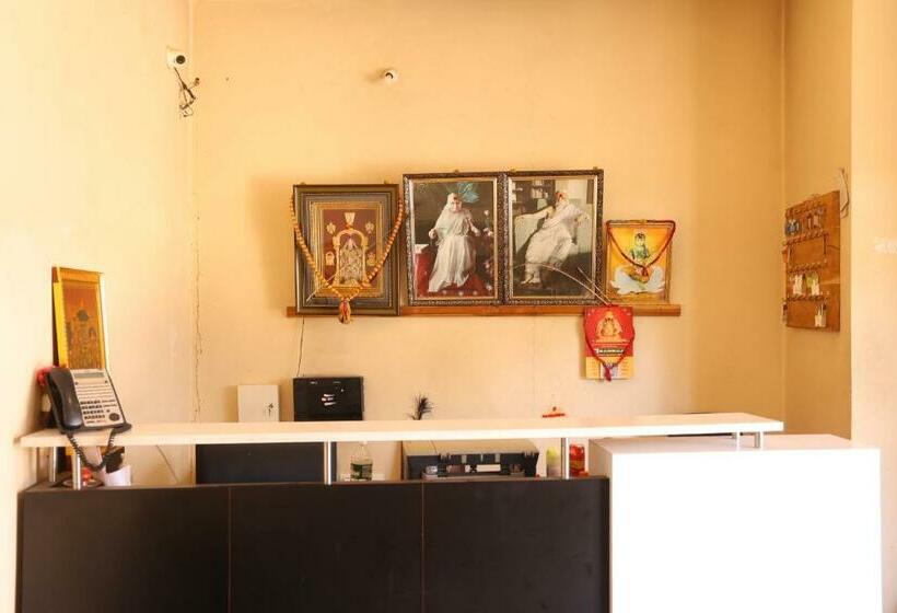 Hotel Paradise Auro Oceanic