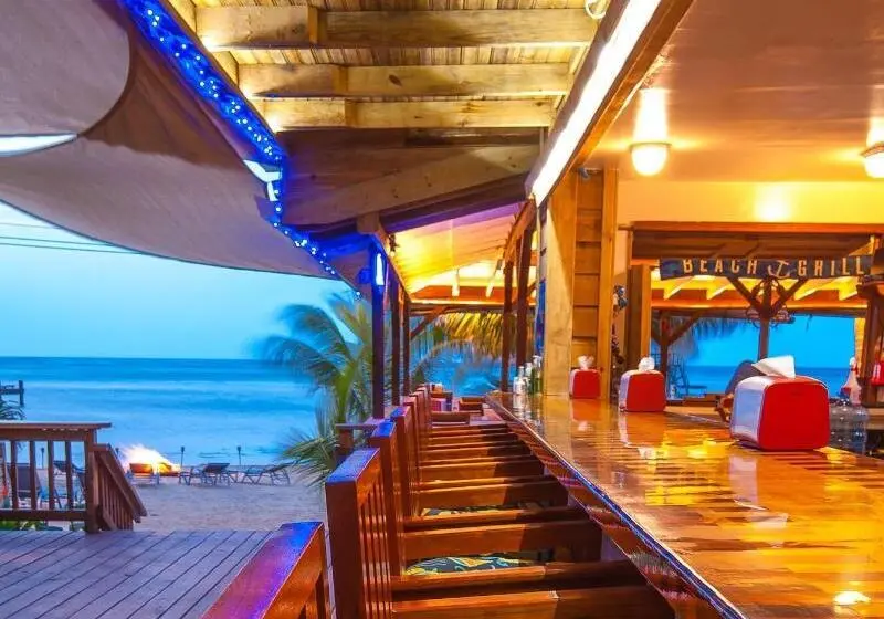 هتل Blue Bahia Resort