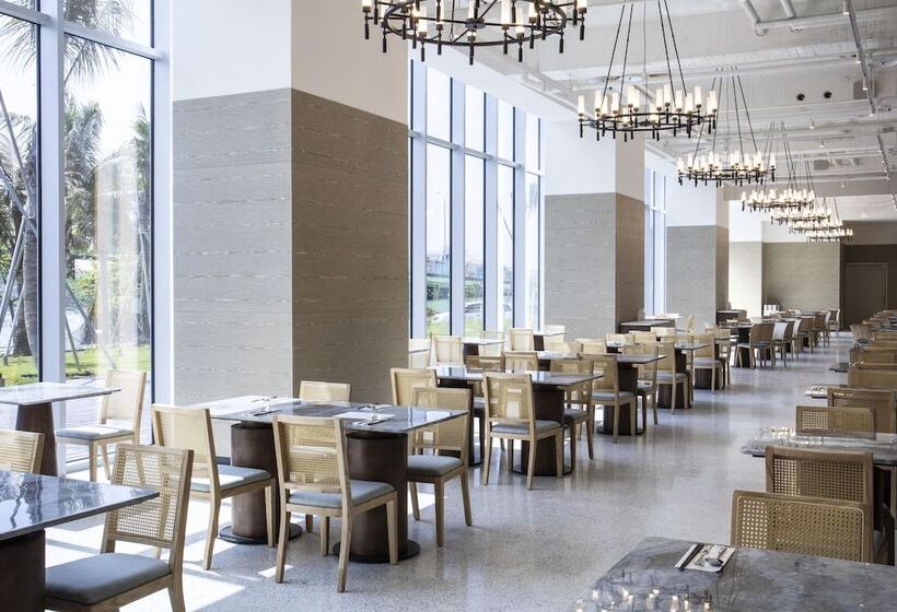 هتل Formosa Yacht Resort