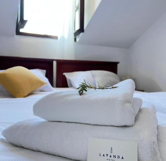 هتل Lavanda