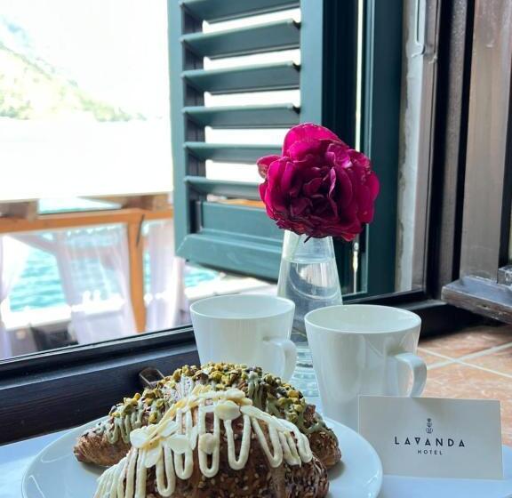 هتل Lavanda