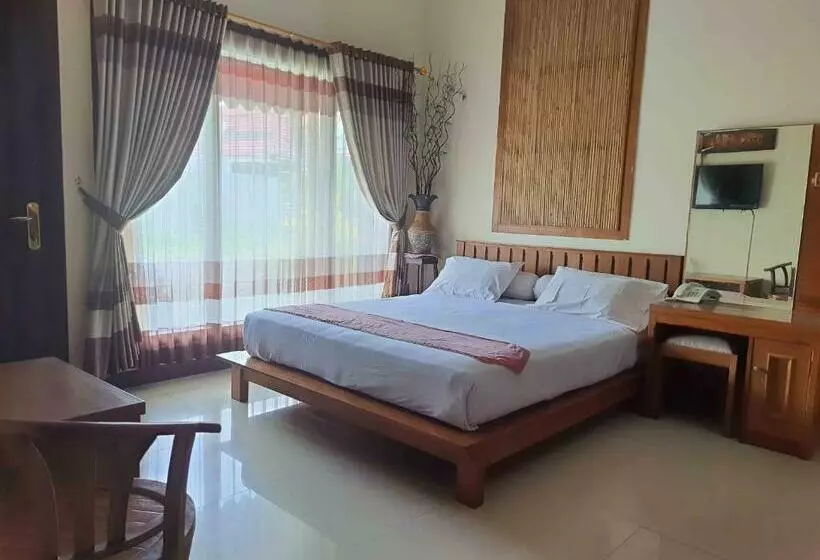 هتل Omahkoe Syariah Guesthouse Redpartner