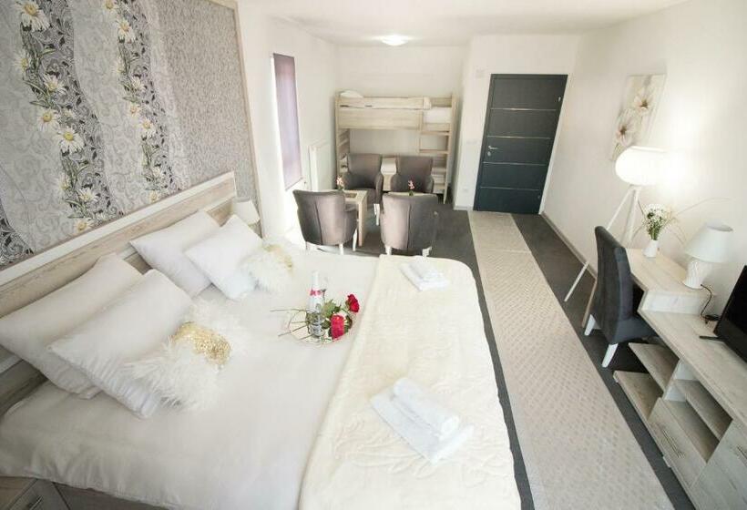 هتل Queen Zina Vlašić