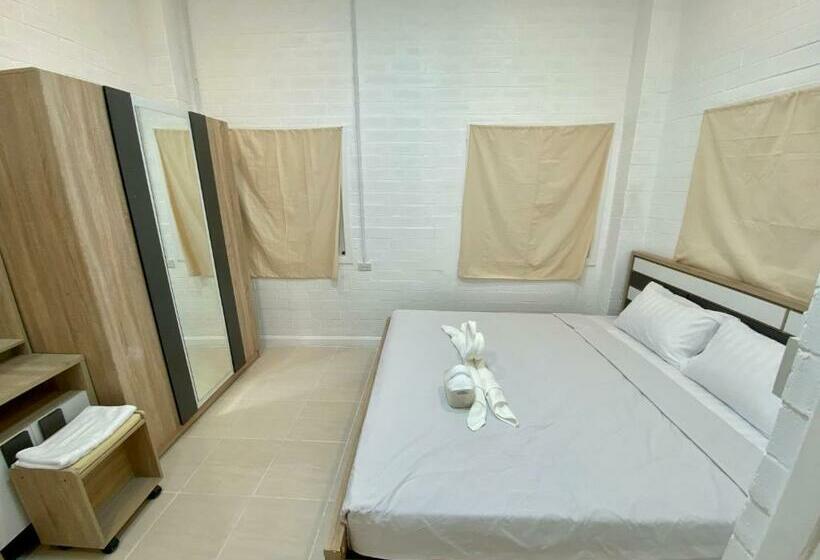 호텔 Whitehouse Cafe&guesthouse