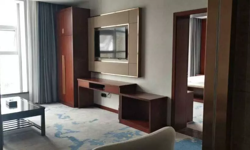Hotelli Wushan Ningyuan International