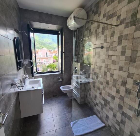 مُتل Opera Apartments