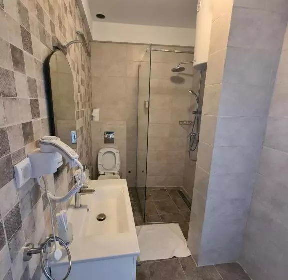 مُتل Opera Apartments