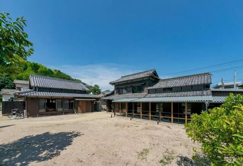 ペンション Omishima Space Omoya