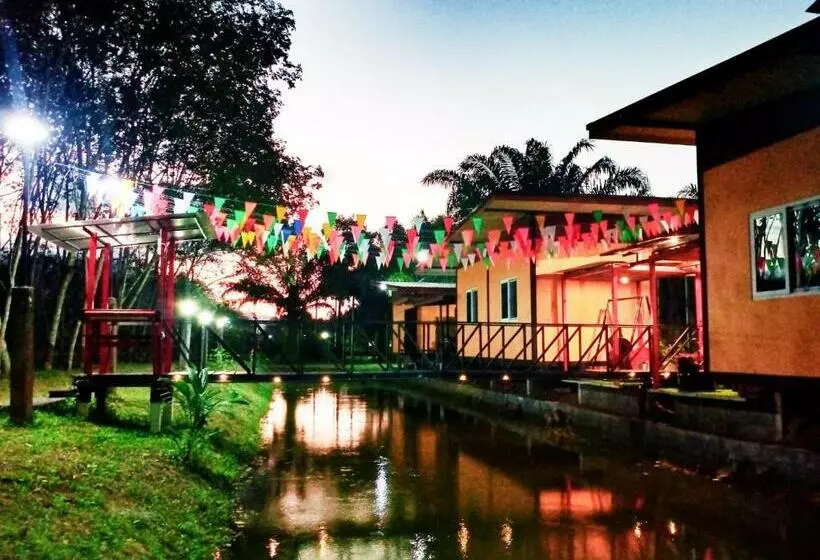 Lomakeskus บ้านต้นตาล ไอ้ไข่เด็กวัดเจดีย์ รีสอร์ต