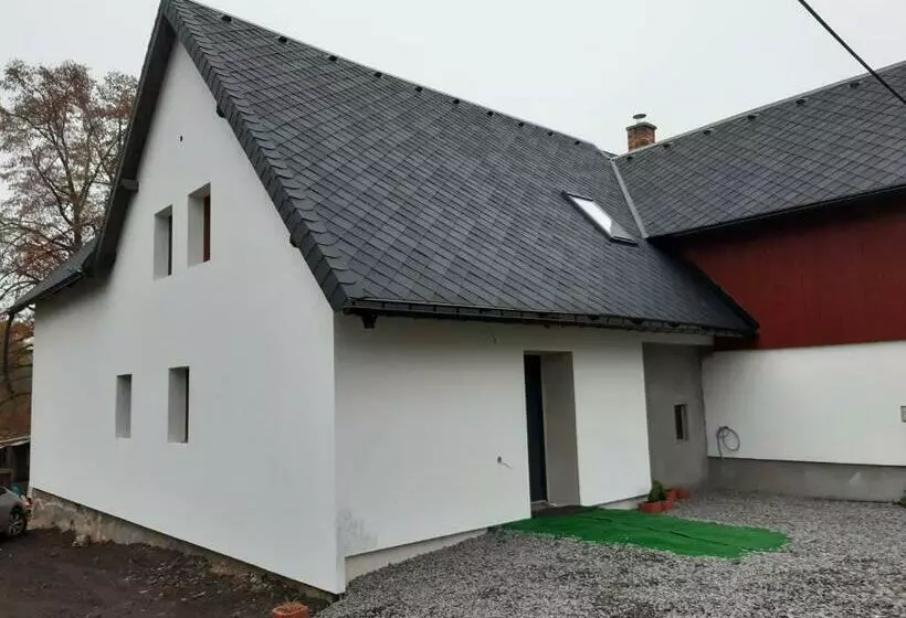 Aamiaismajoitus (B&B) Odal Hawaii Sro Ubytování Vzdělávání