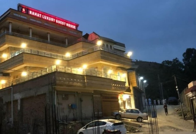 تختخواب و صبحانه Rahat Luxury Guest House