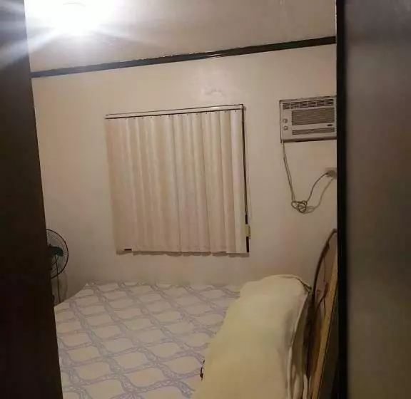 ベッドアンドブレックファースト Roomforrent