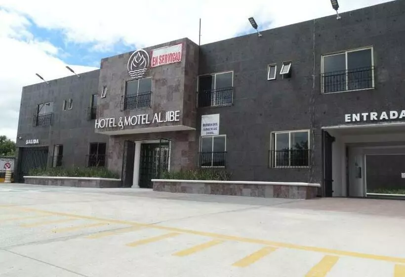 Motel & Hotel Aljibe