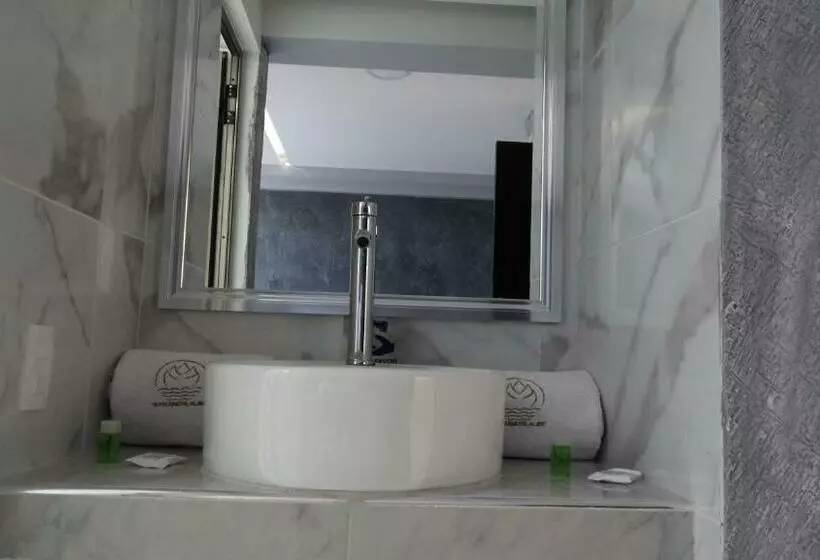 Motel & Hotel Aljibe